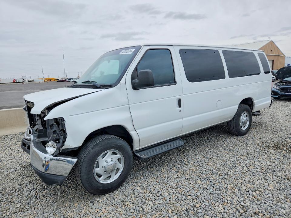 2013 Ford Econoline E350 Super Duty Wagon