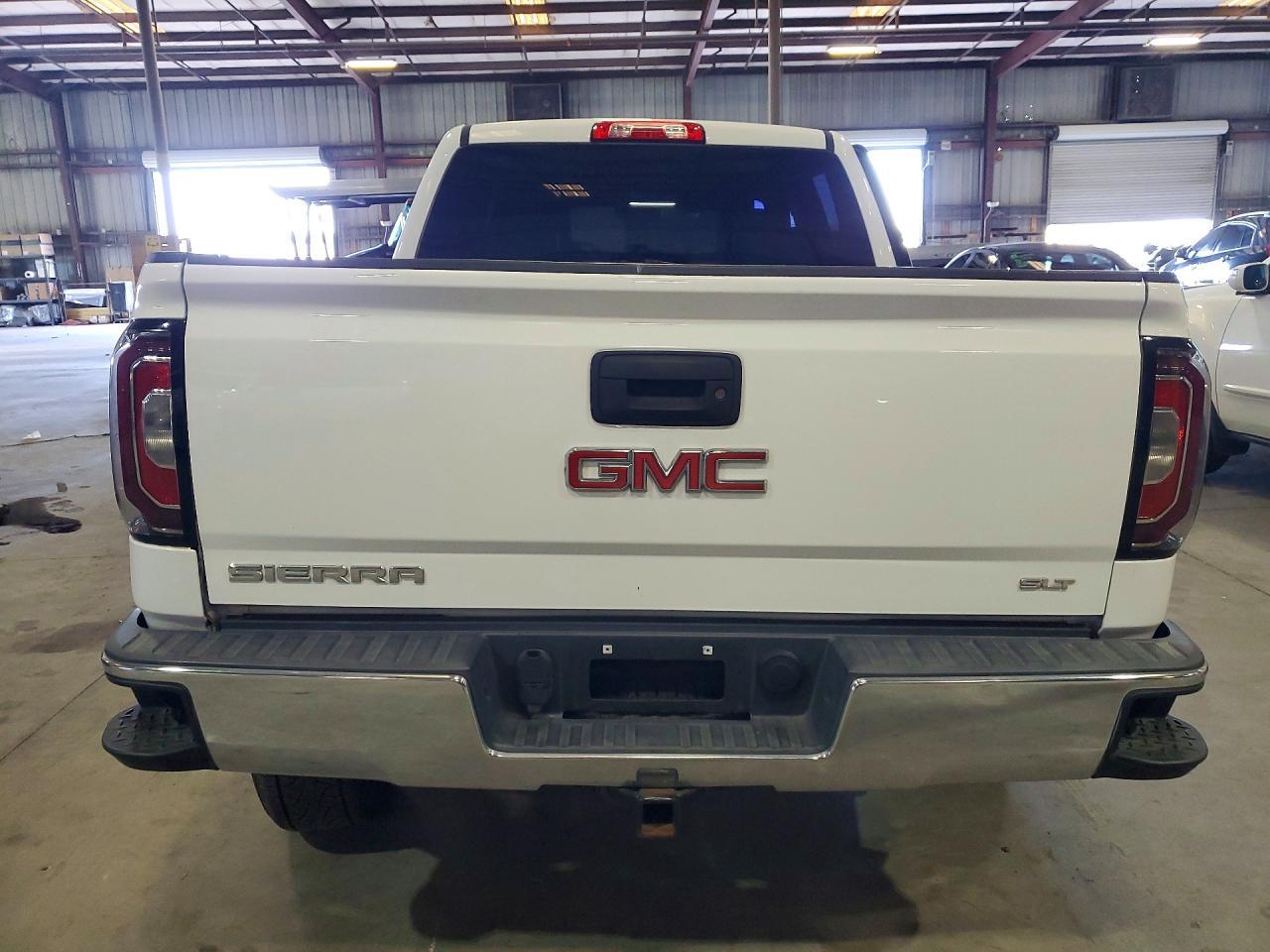 2018 GMC Sierra K1500 SLT