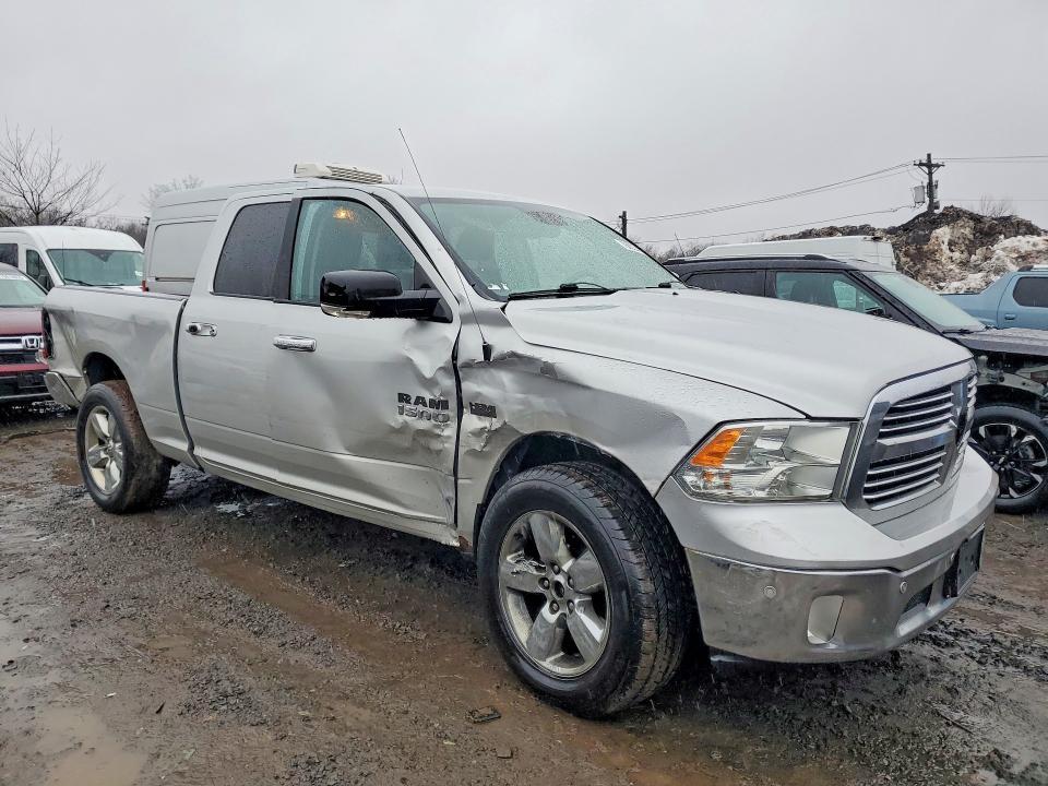 2015 Dodge Ram 1500 slt