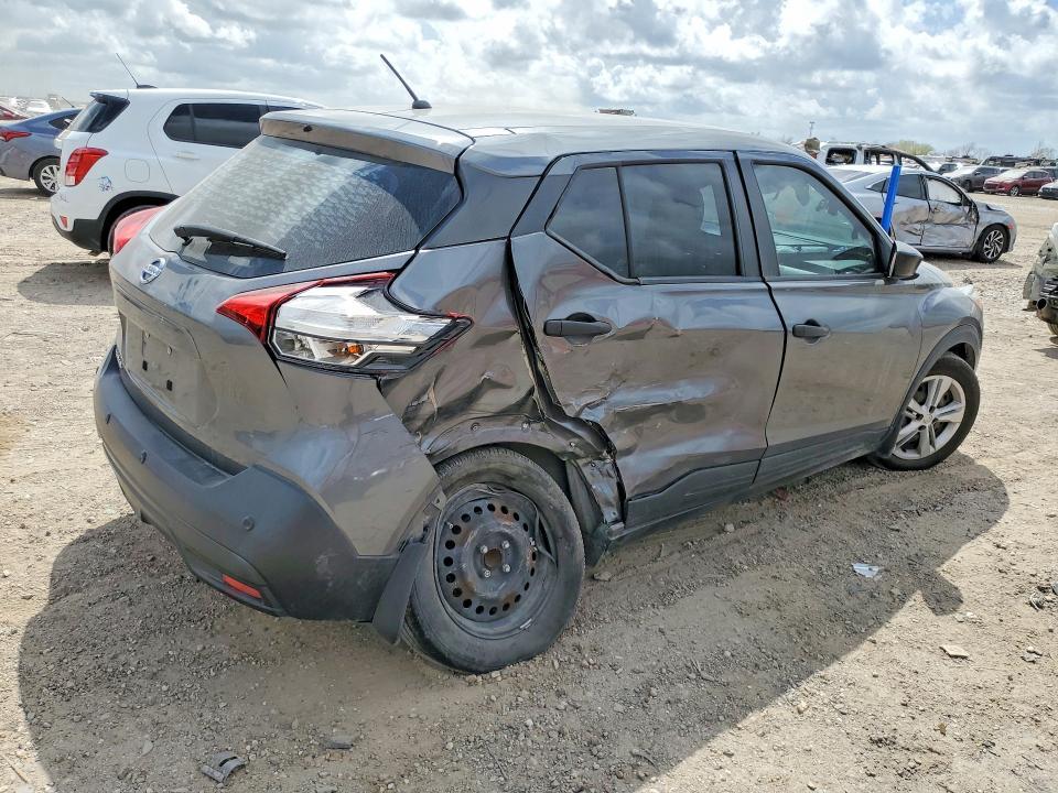 2020 Nissan Kicks s