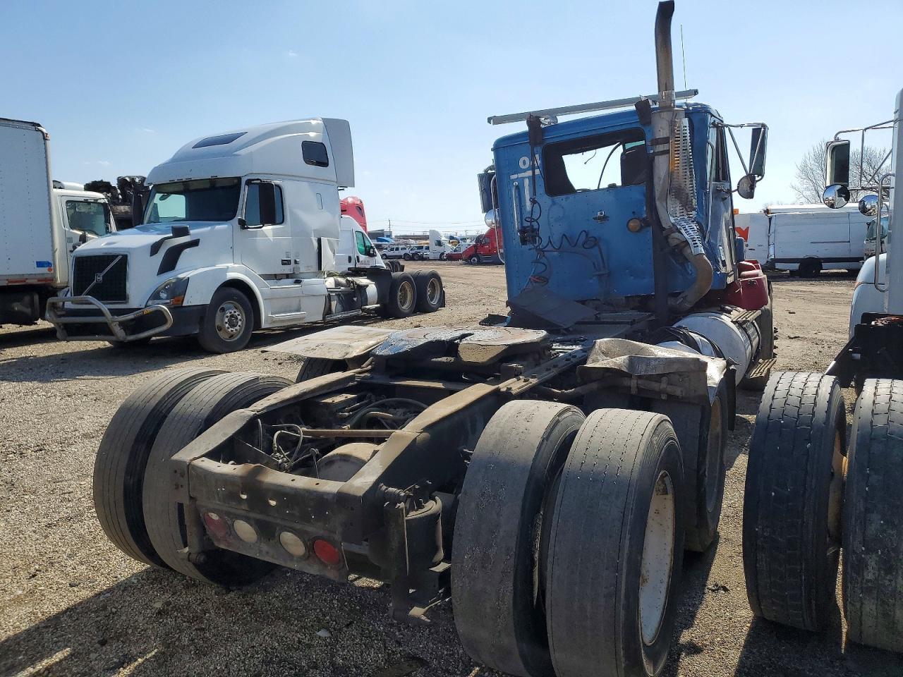 1998 International 9100