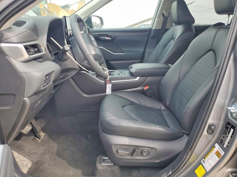 2026 Toyota Highlander xle