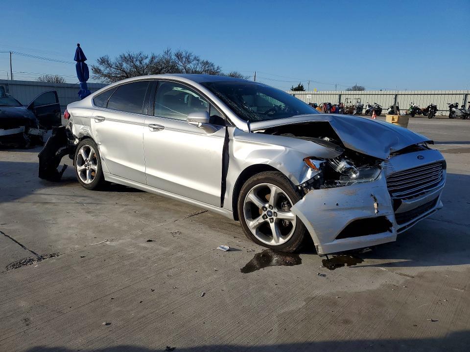 2016 Ford Fusion se