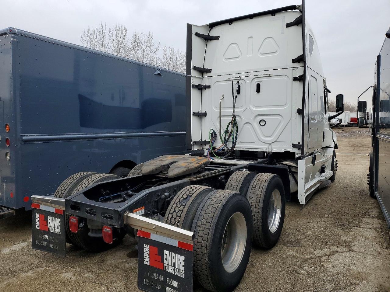 2023 Freigliner 2023 Freightliner Cascadia 126 Semi Truck