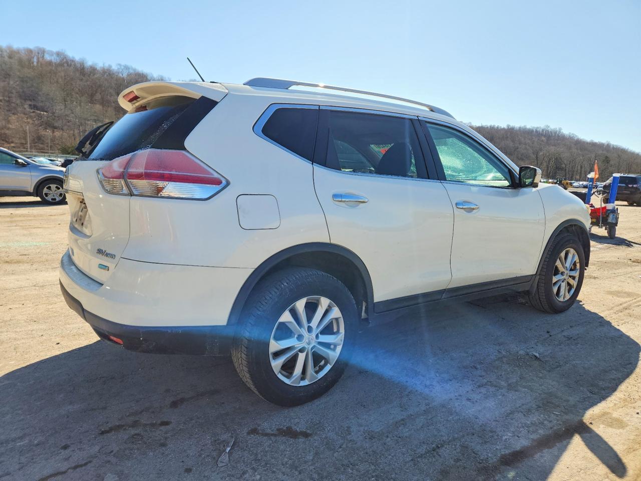 2014 Niss Rogue sv