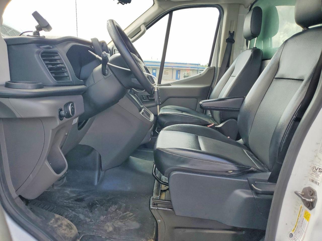 2020 Ford Transit Delivery Truck