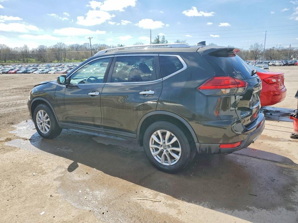 2017 Nissan Rogue sv