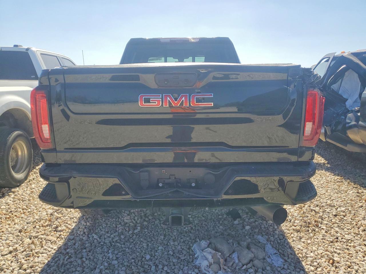 2021 GMC Sierra K2500 Denali