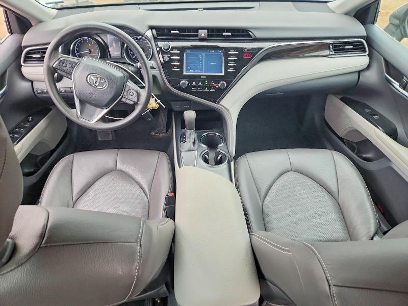 2020 Toyota Camry le