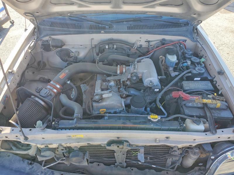 2001 Toyota Tacoma Base