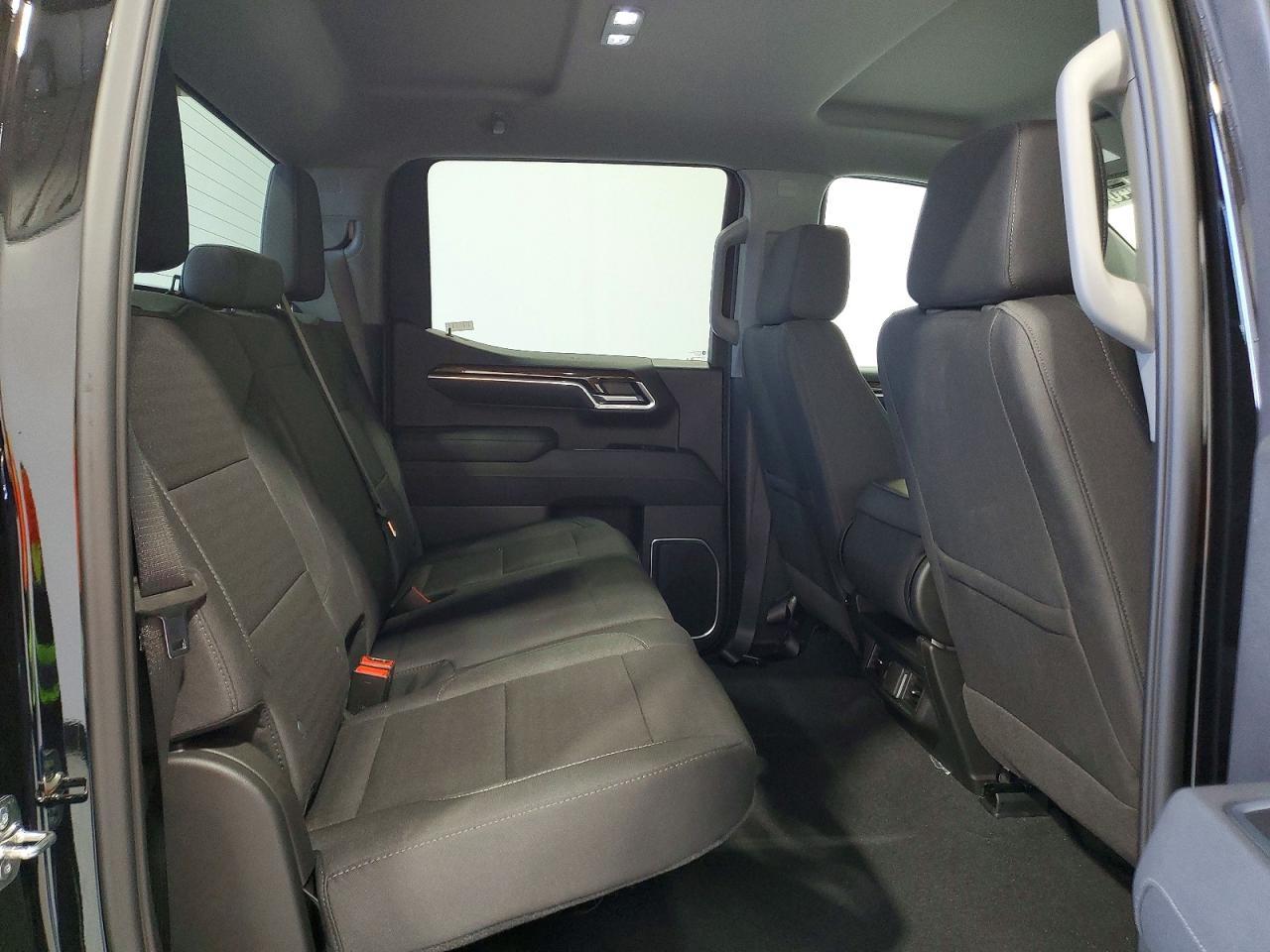 2026 GMC Sierra C1500 SLE