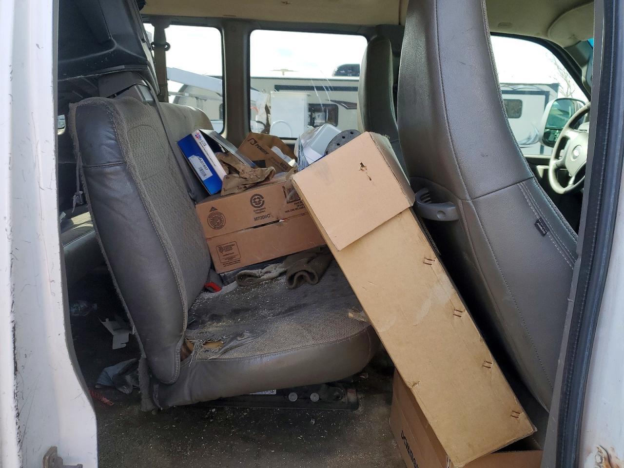 2016 Chevrolet Express G3500 LT