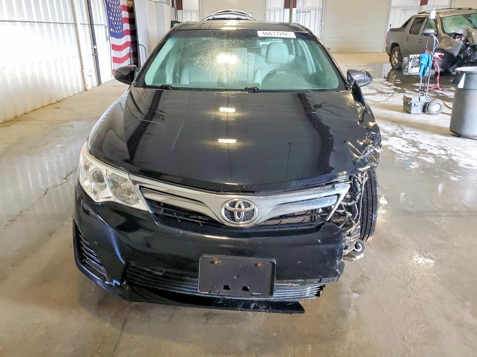 2013 Toyota Camry le