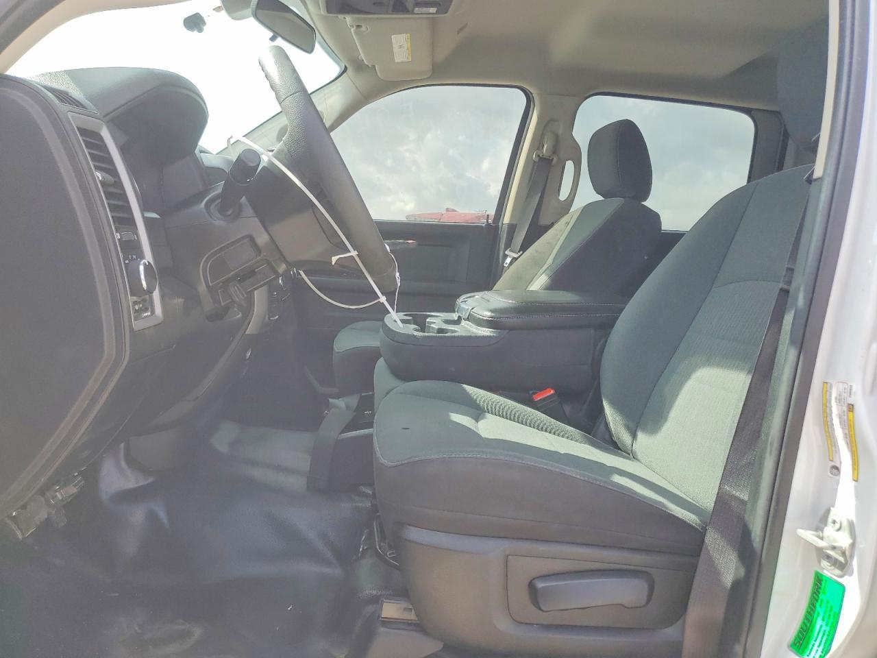 2023 Dodge RAM 1500 Classic Tradesman