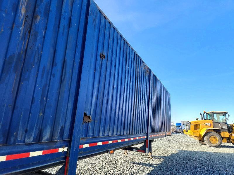 1998 Strick Trailers Trailers