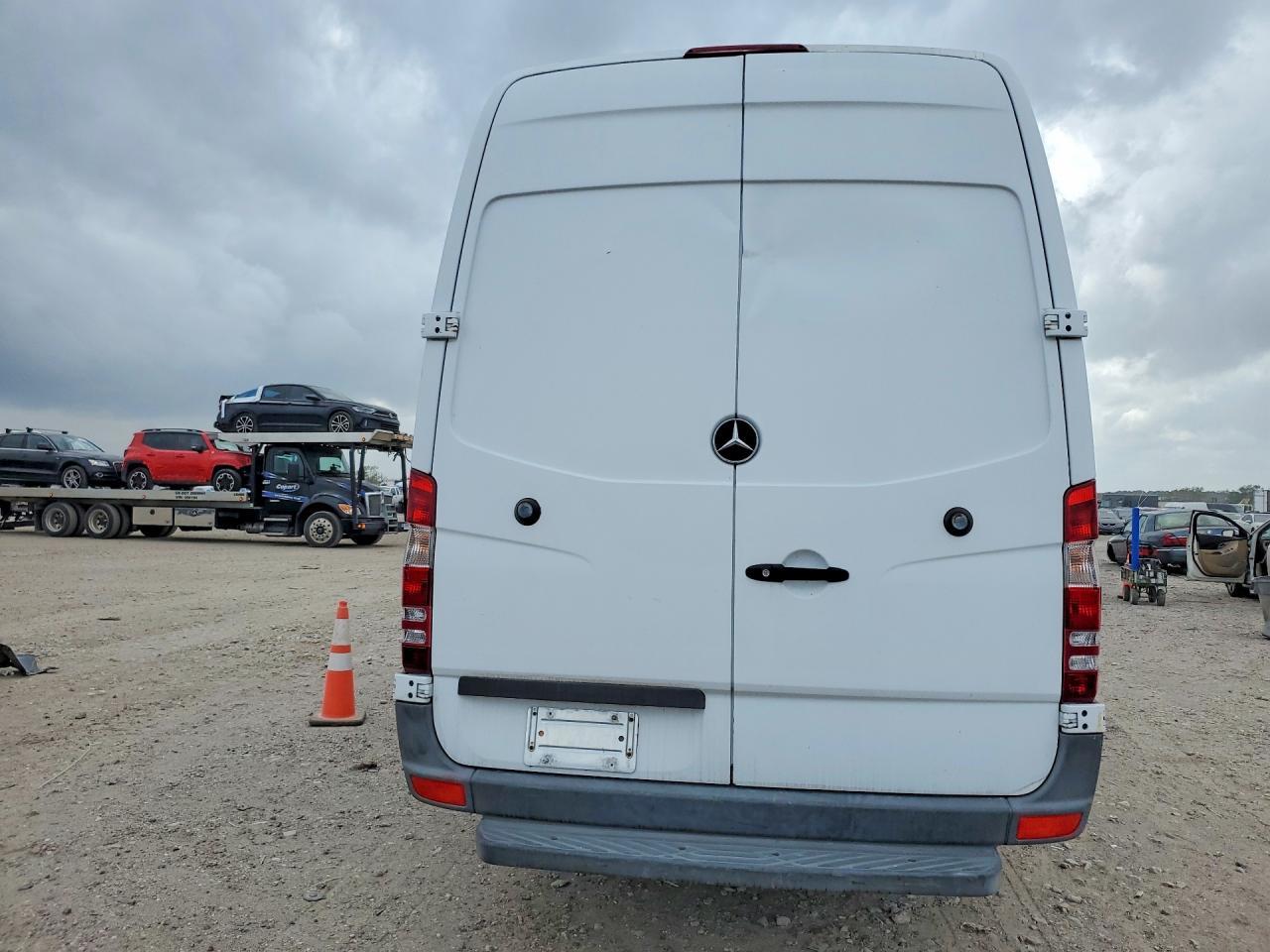 2015 Mercedes-Benz Sprinter 2500