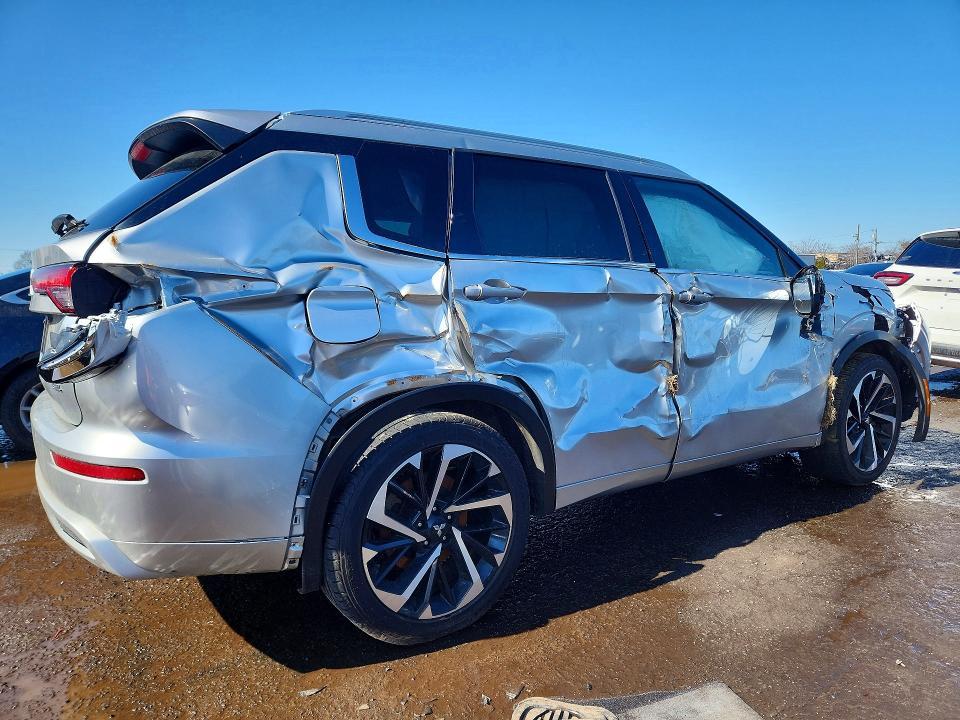 2022 Mitsubishi Outlander sel