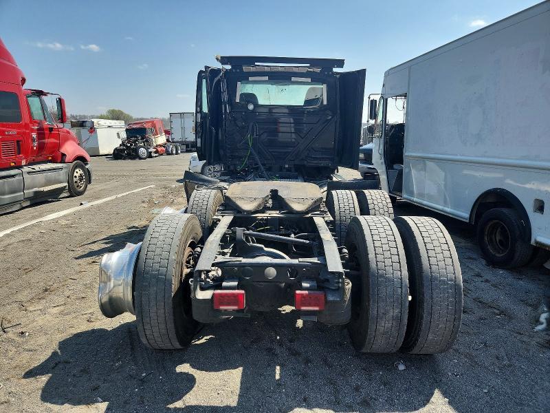 2023 International LT625 Semi Truck