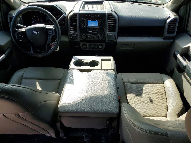 2022 Ford F250 Super Duty Flatbed Truck