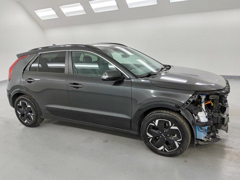 2023 KIA Niro ev Wind