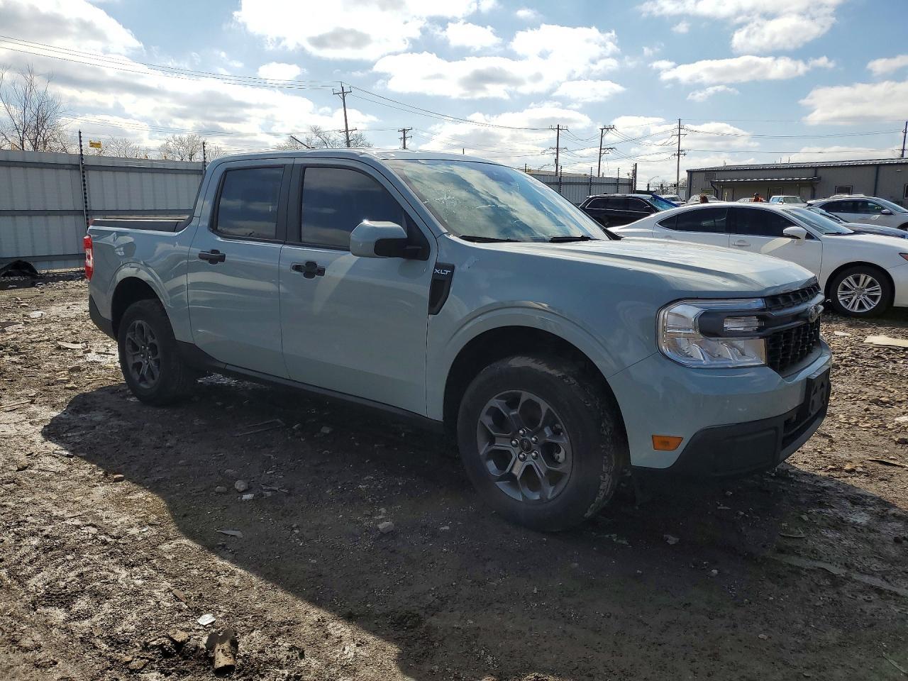 2022 Ford Maverick XL