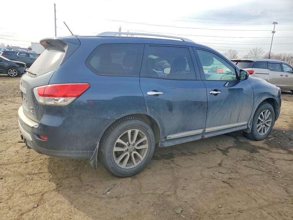 2014 Nissan Pathfinder sl