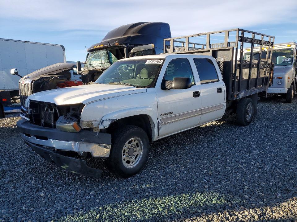 2004 Chev Rolet Silverado 2500 Flatbed Truck