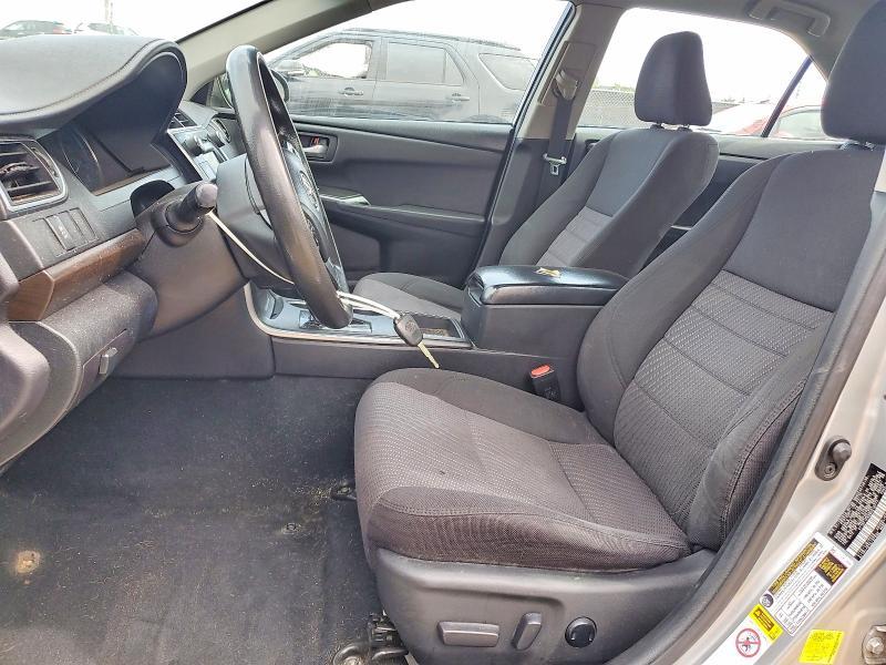 2016 Toyota Camry le