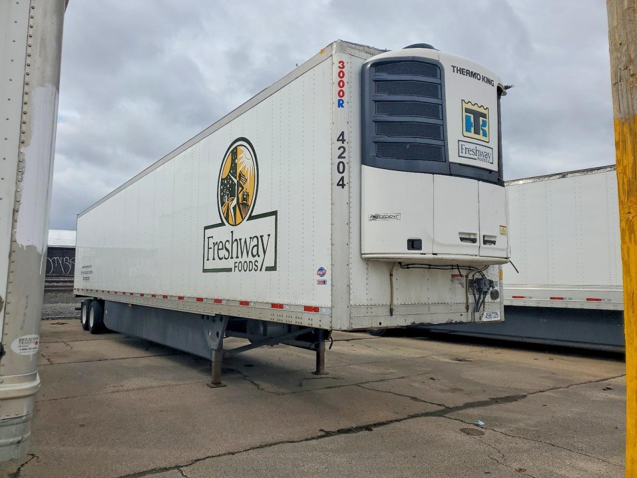2022 Utility VS2RA Refrigerated Van Trailer