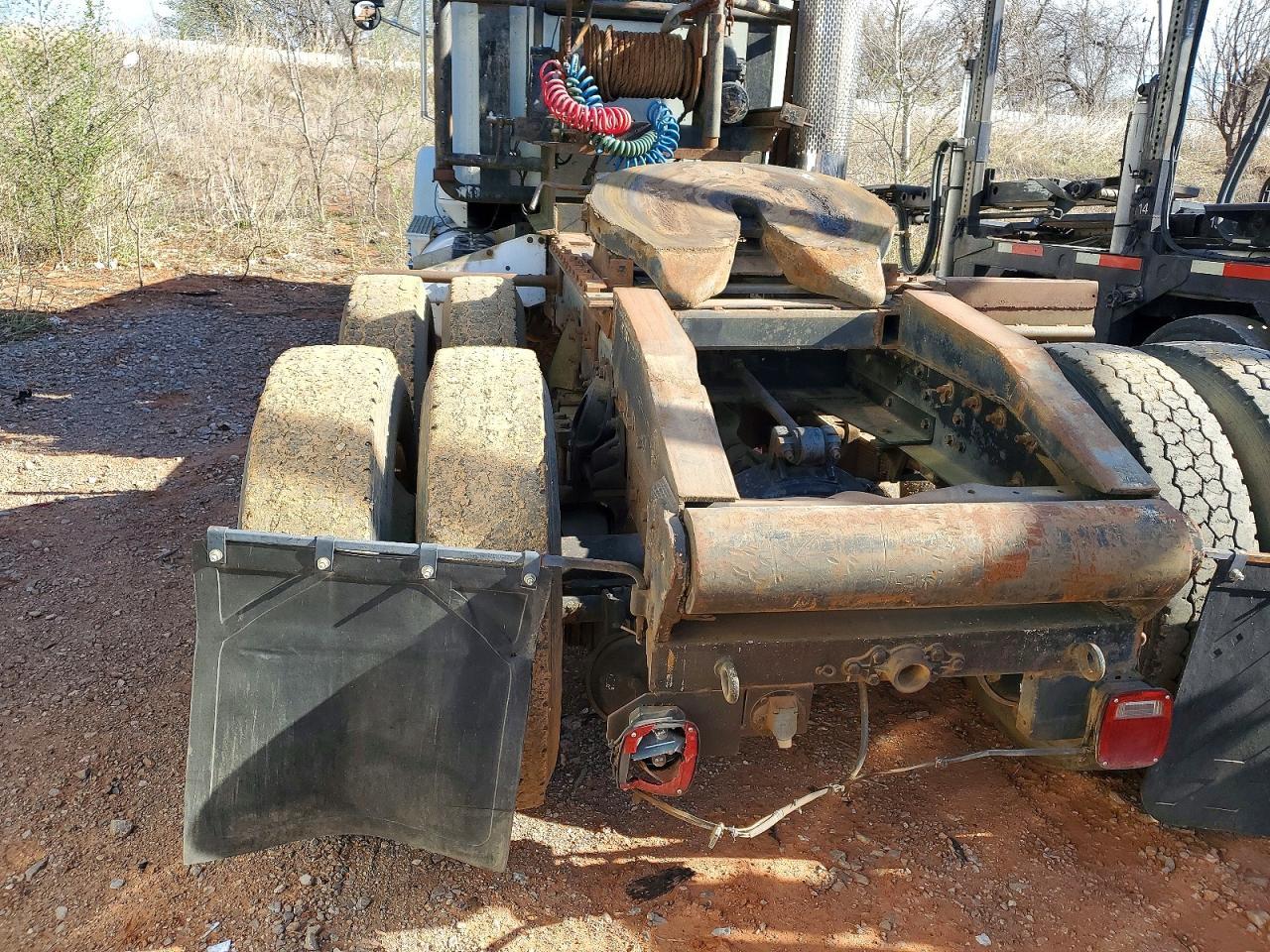 1992 International 9300 Semi Truck