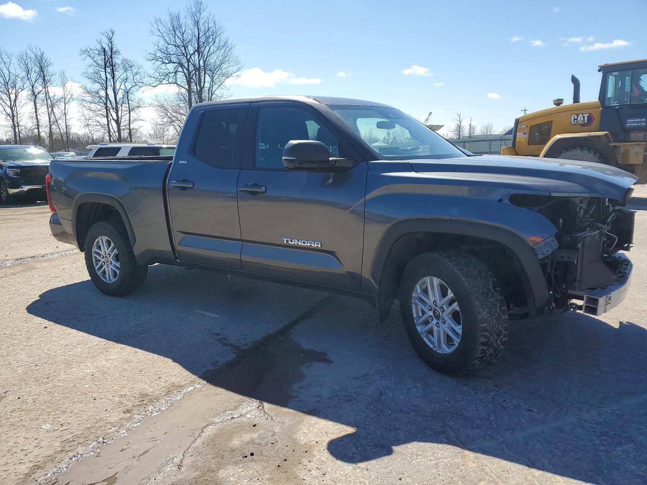 2022 Toyota Tundra SR5