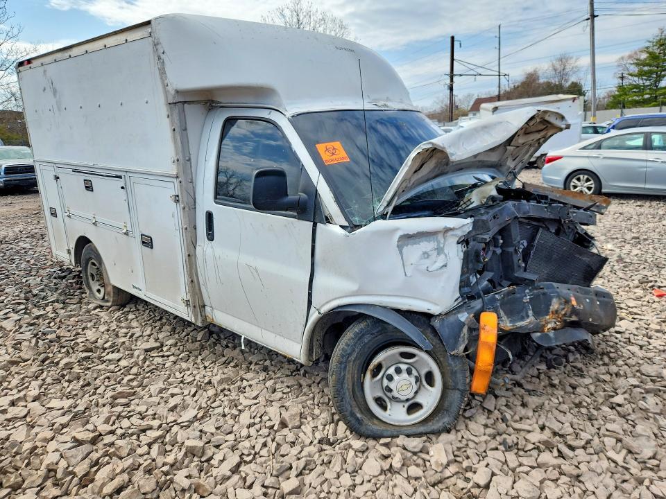 2005 Chev Express G3500