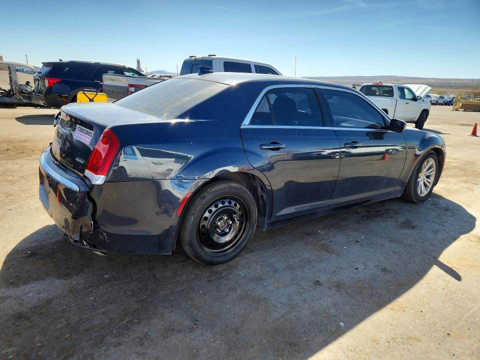 2017 Chrysler 300 Limited