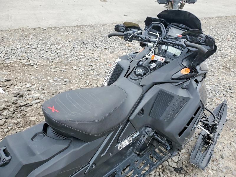 2024 Skidoo Renegade x 900 ace Turbo r