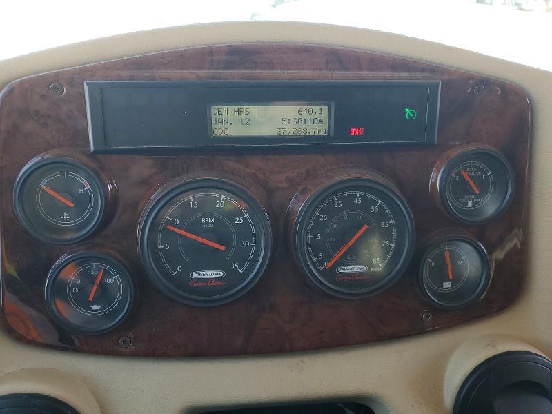 2011 Freigliner 2011 Freightliner Chassis XC RV