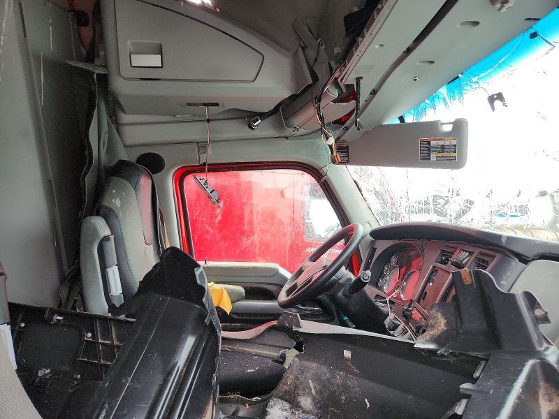 2022 Kenworth T680 Semi Truck