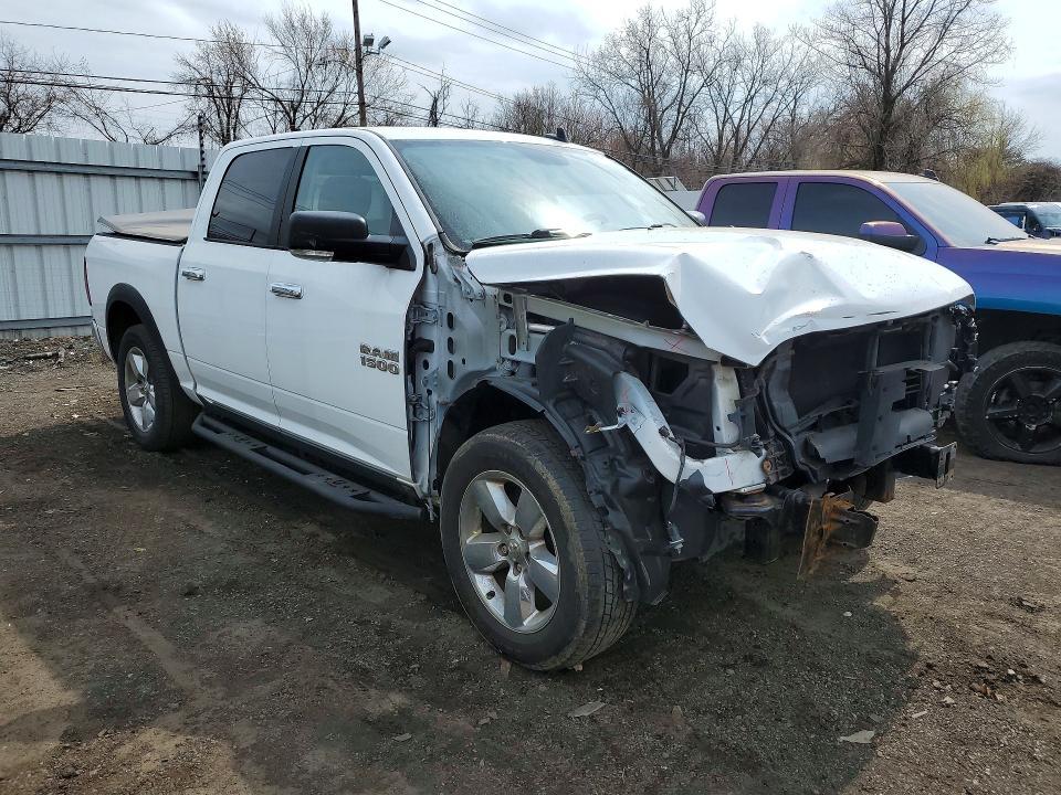 2016 Dodge RAM 1500 SLT