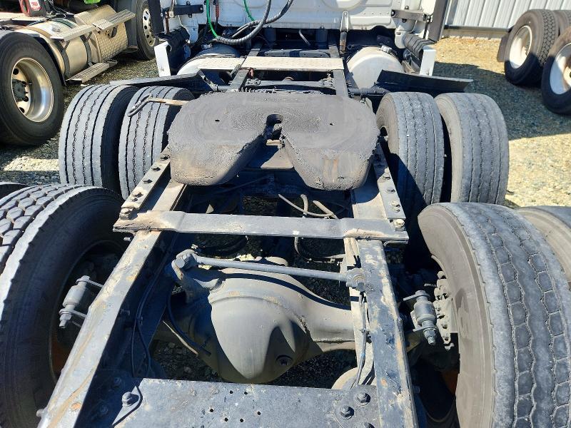 2020 Freightliner Cascadia 126 Semi Truck