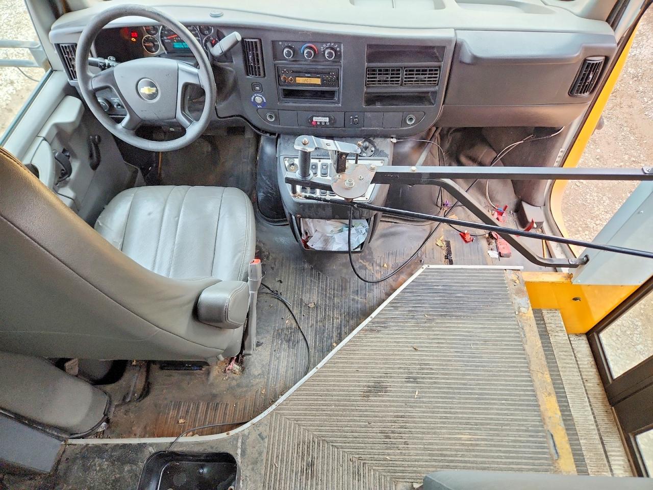 2012 Chev 2012 Collins Bantam G4500-School Bus