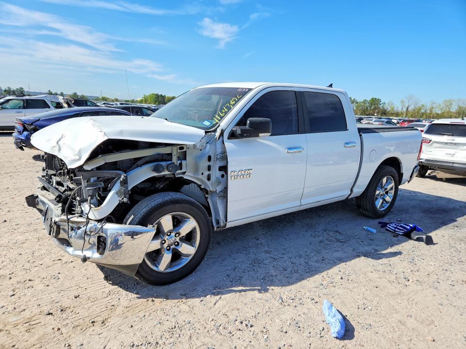 2015 Dodge RAM 1500 SLT