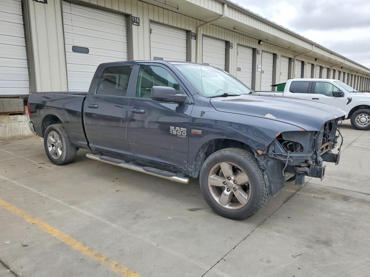 2019 Dodge RAM 1500 Classic SLT