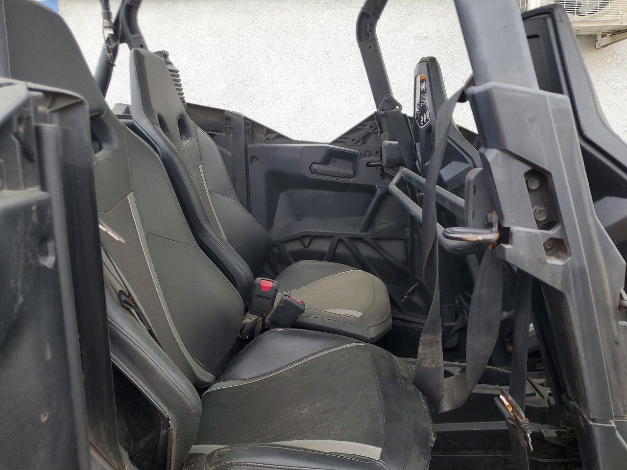 2024 Can-Am X1000-Utility Vehicle