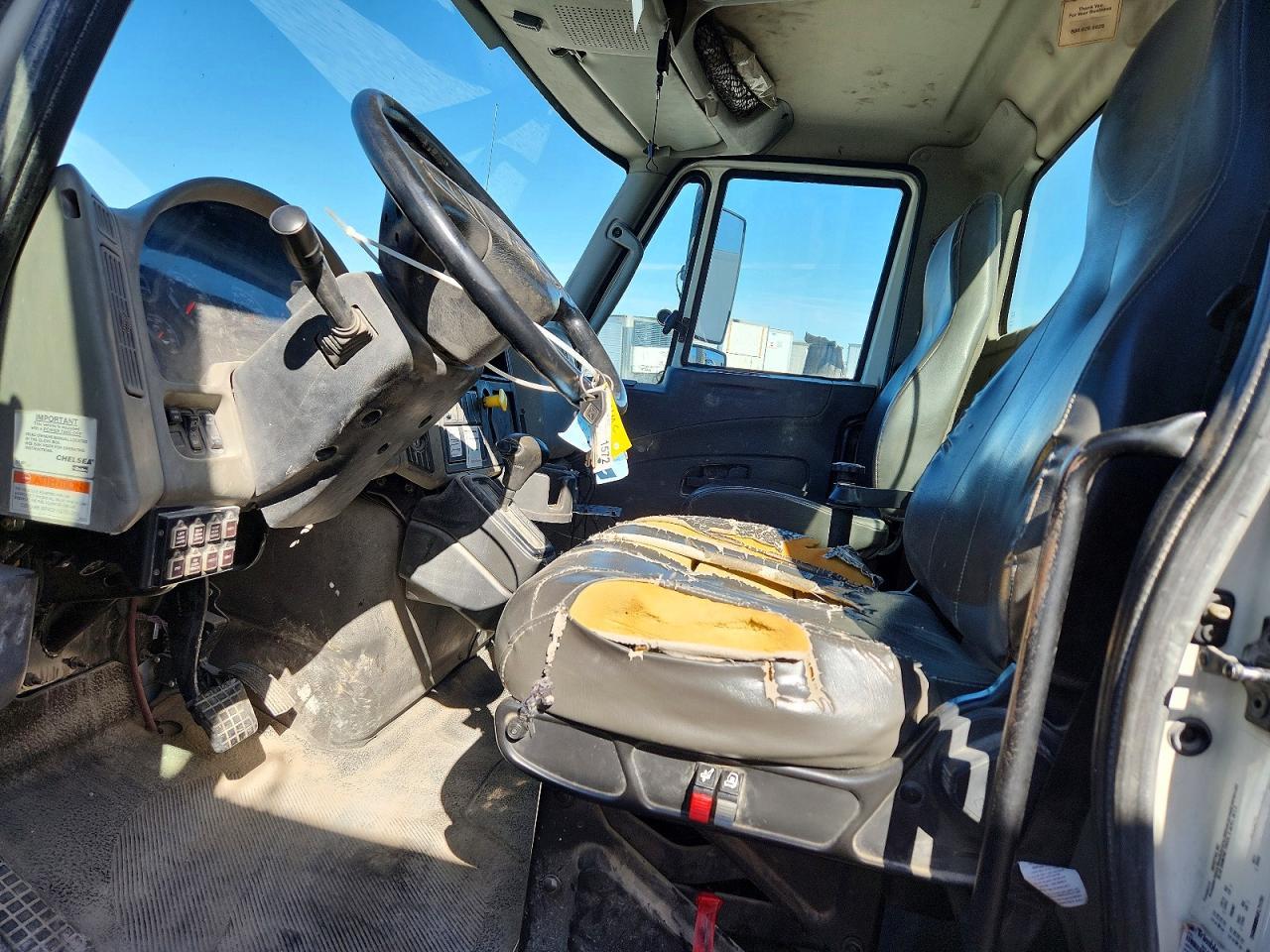 2015 International 4300 Utility / Service Truck