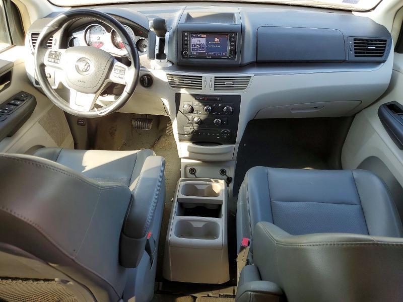 2013 Volkswagen Routan se