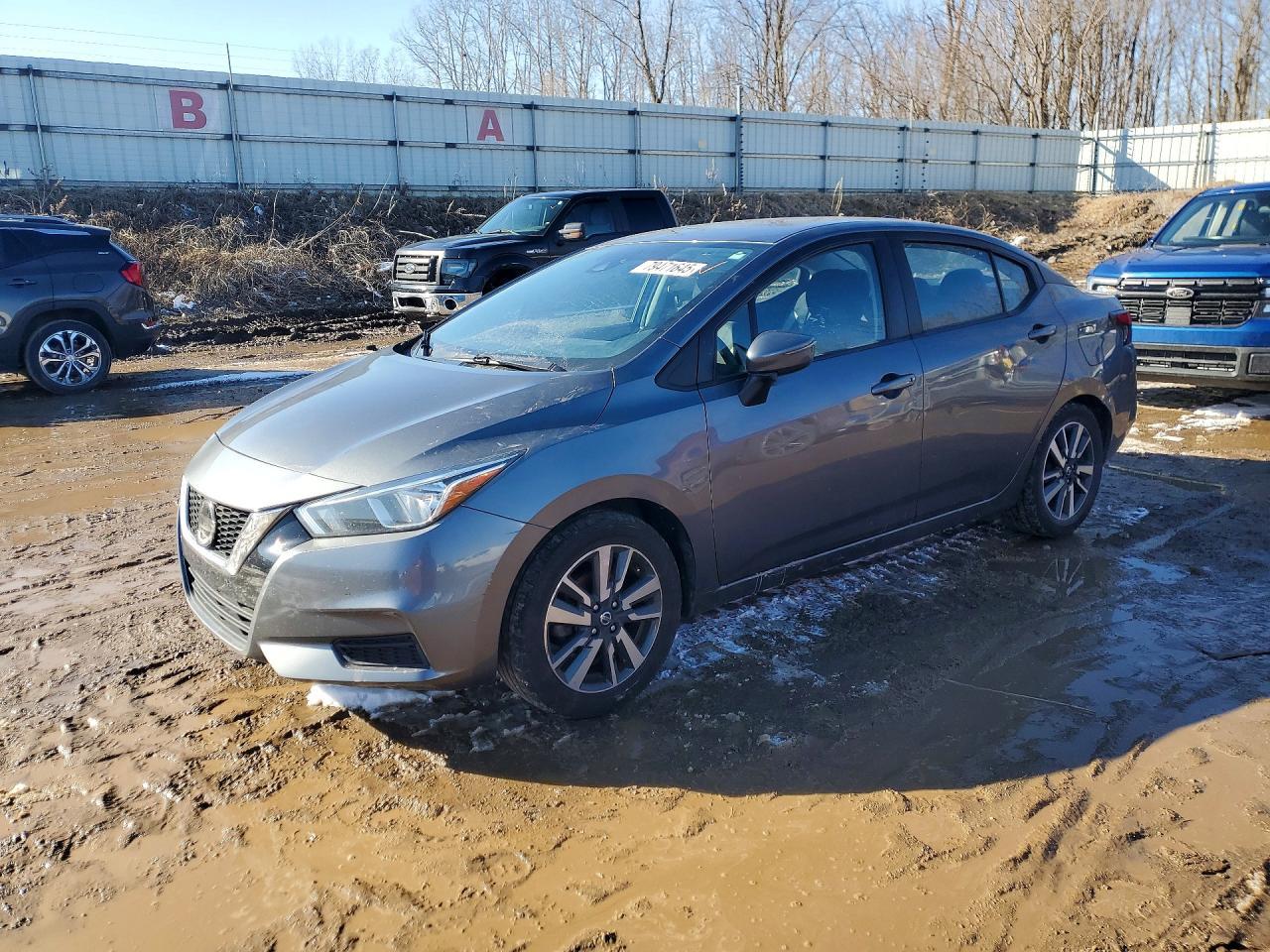 2021 Nissan Versa sv