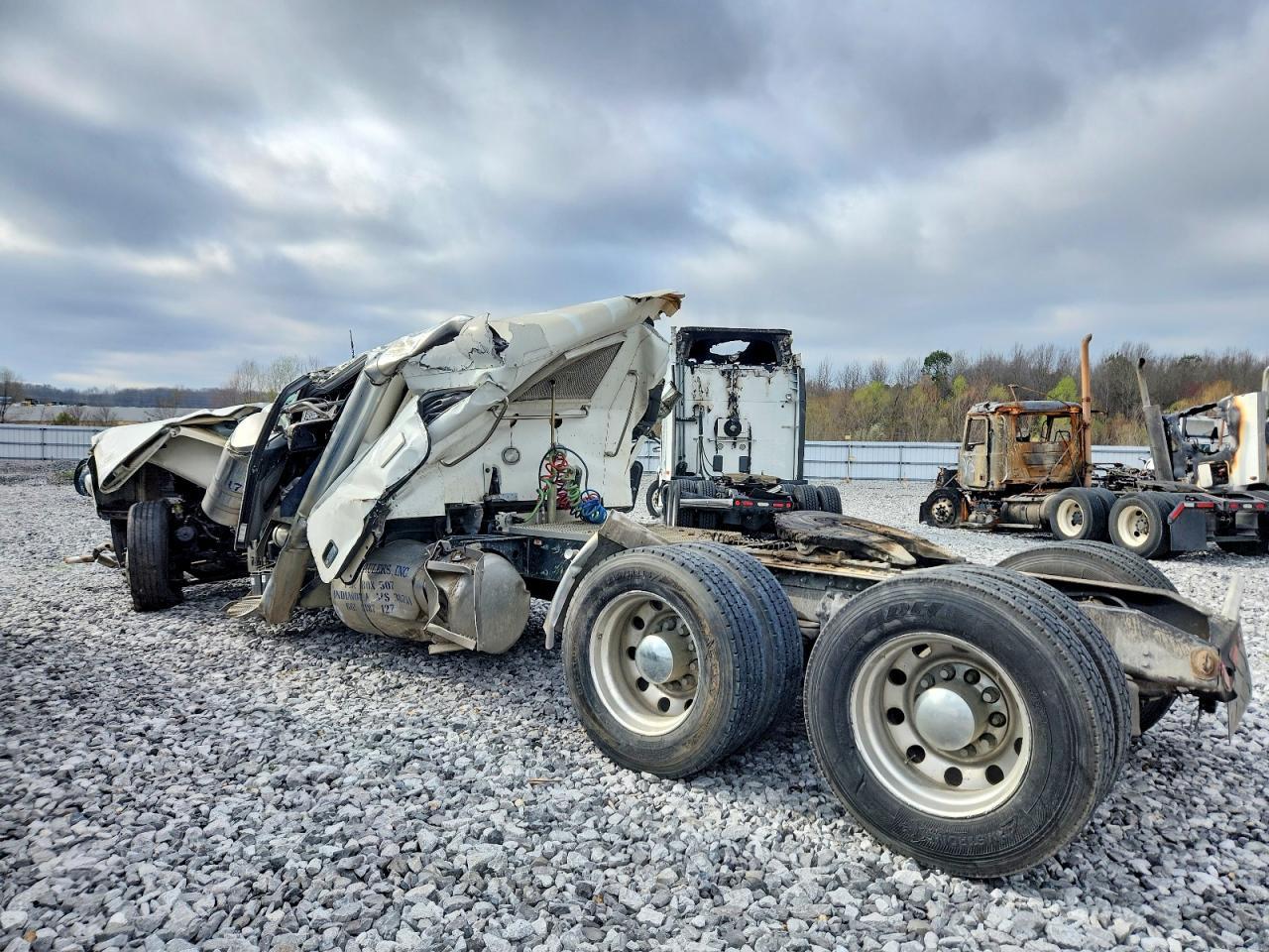 2018 Peterbilt 389 Semi Truck