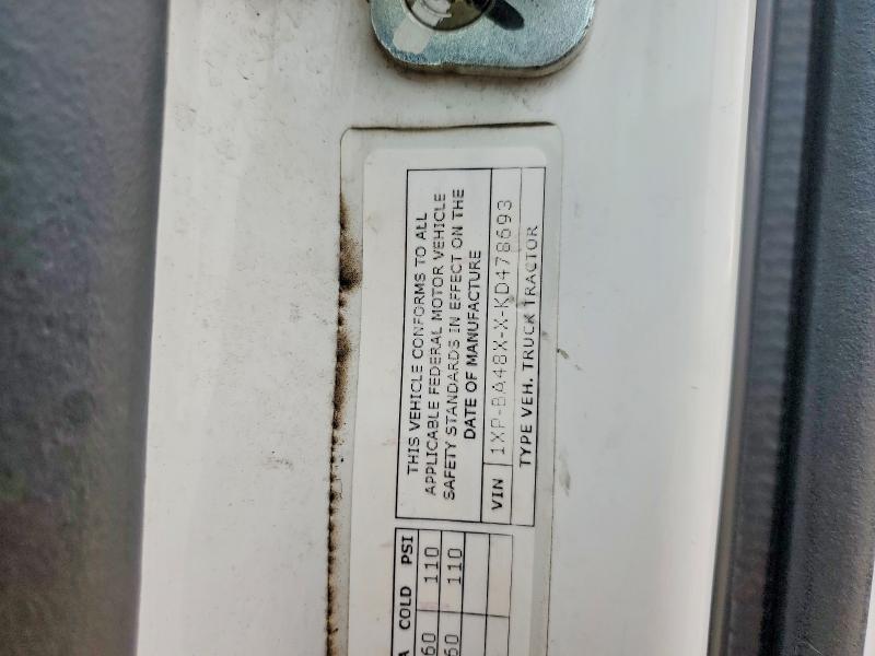 2019 Peterbilt 579 Semi Truck