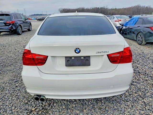 2011 BMW 328 xi Sulev