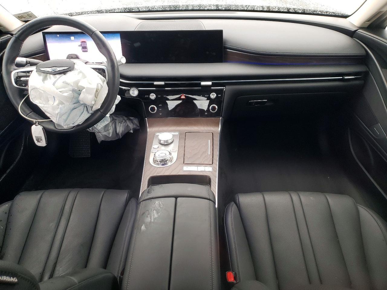 2025 Genesis G80 2.5t Advanced