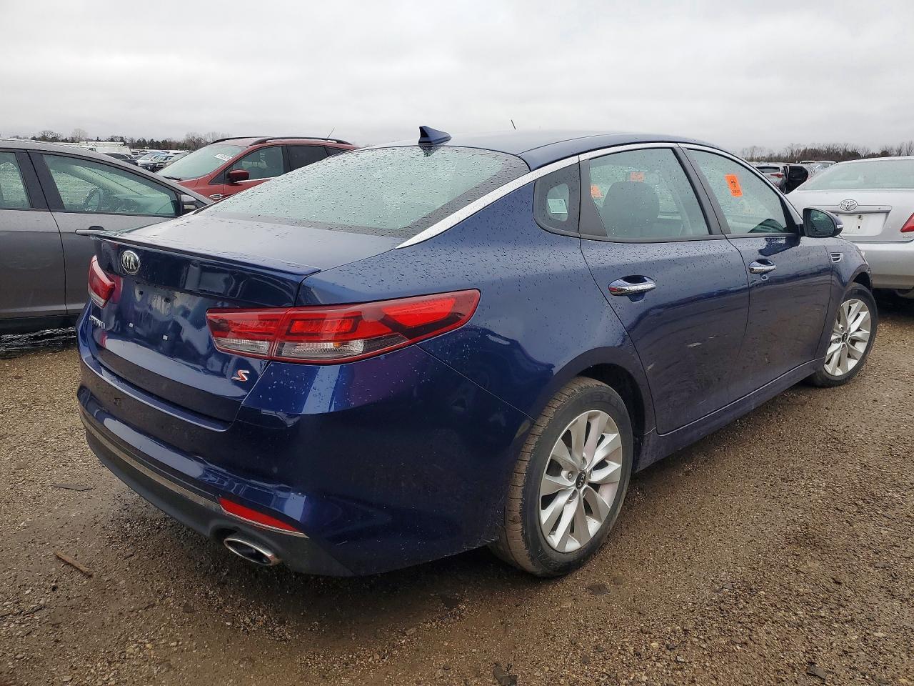 2018 KIA Optima s